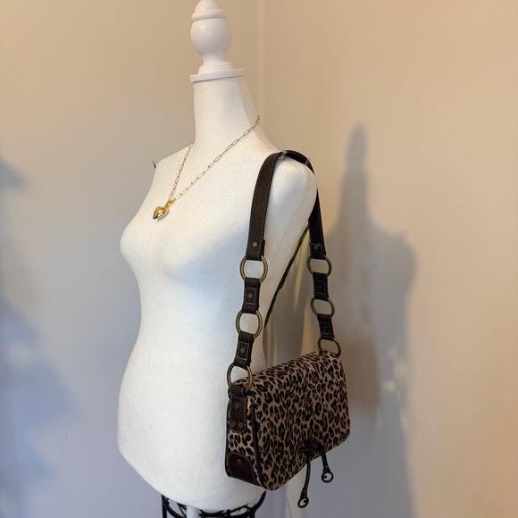 Guess | Vintage Y2K Leopard Print Shoulder Bag - Picture 15 of 16